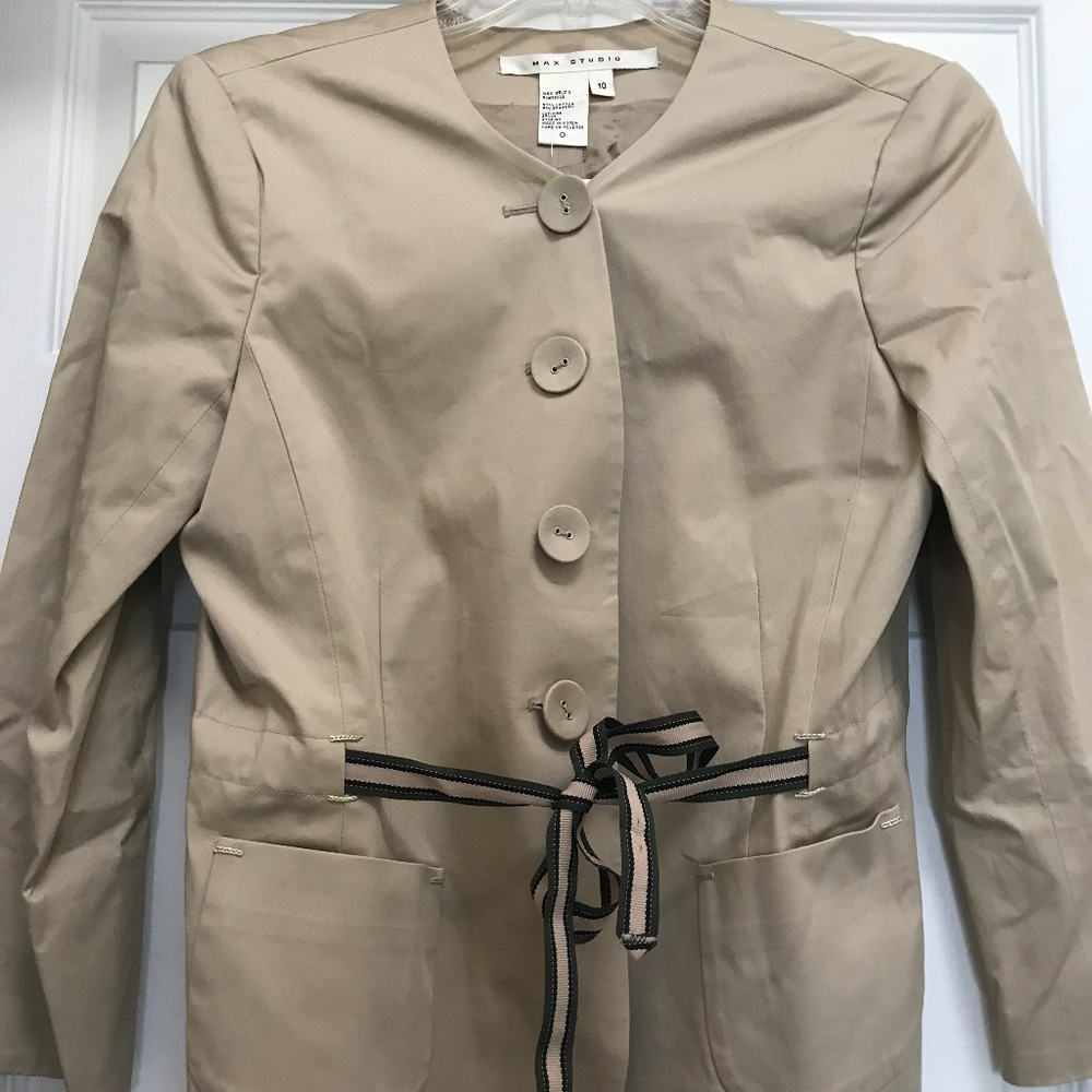 Max Studio Khaki Blazer with Belt